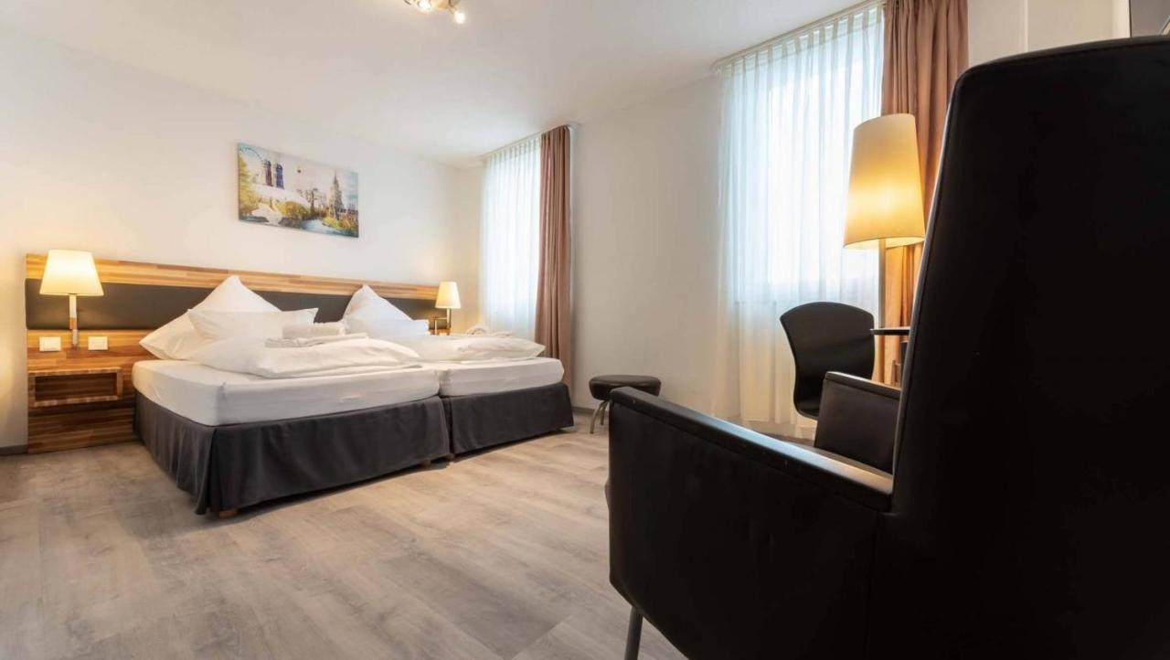 Hotel In Laisen Reutlingen Eksteriør billede