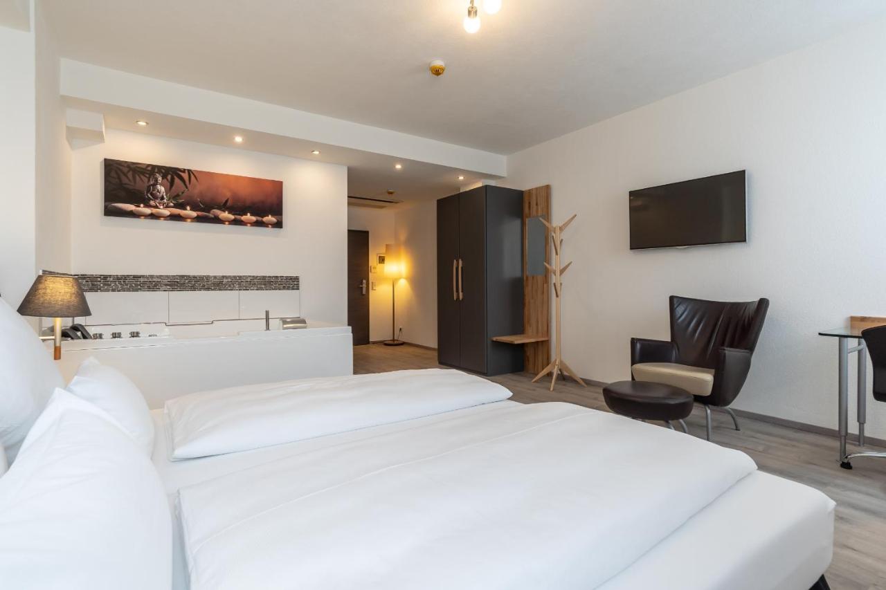 Hotel In Laisen Reutlingen Eksteriør billede