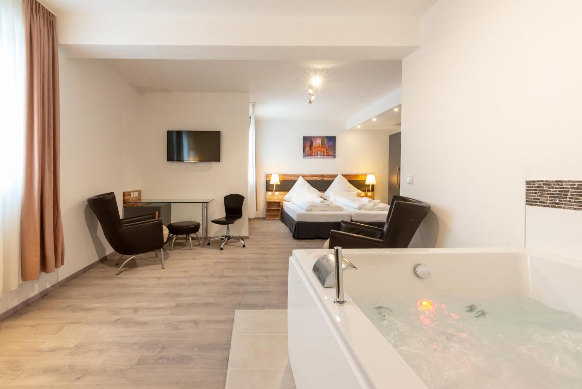 Hotel In Laisen Reutlingen Værelse billede