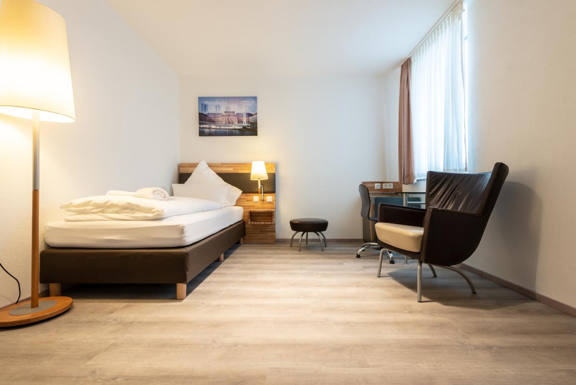Hotel In Laisen Reutlingen Værelse billede
